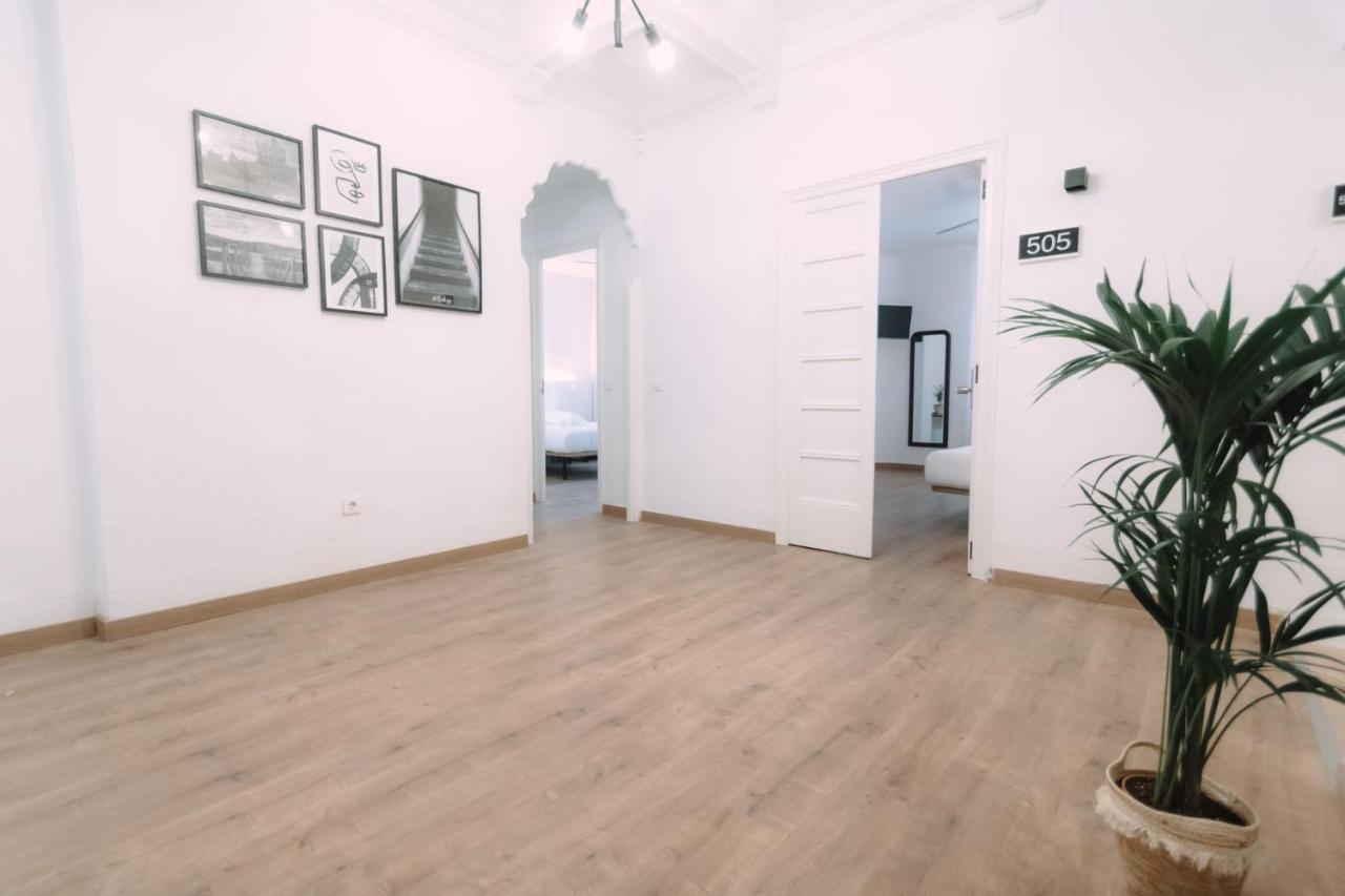 Concept Rooms Валенсия Экстерьер фото