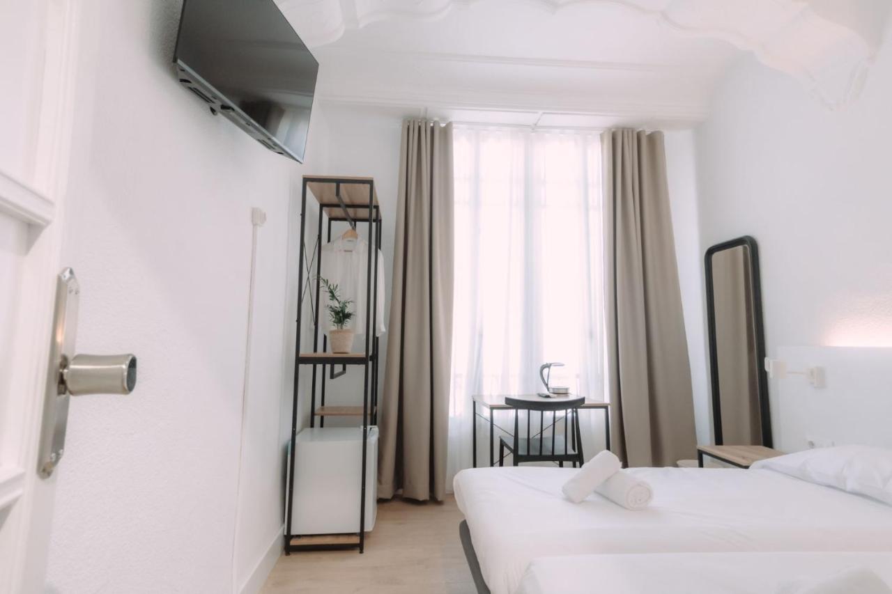 Concept Rooms Валенсия Экстерьер фото