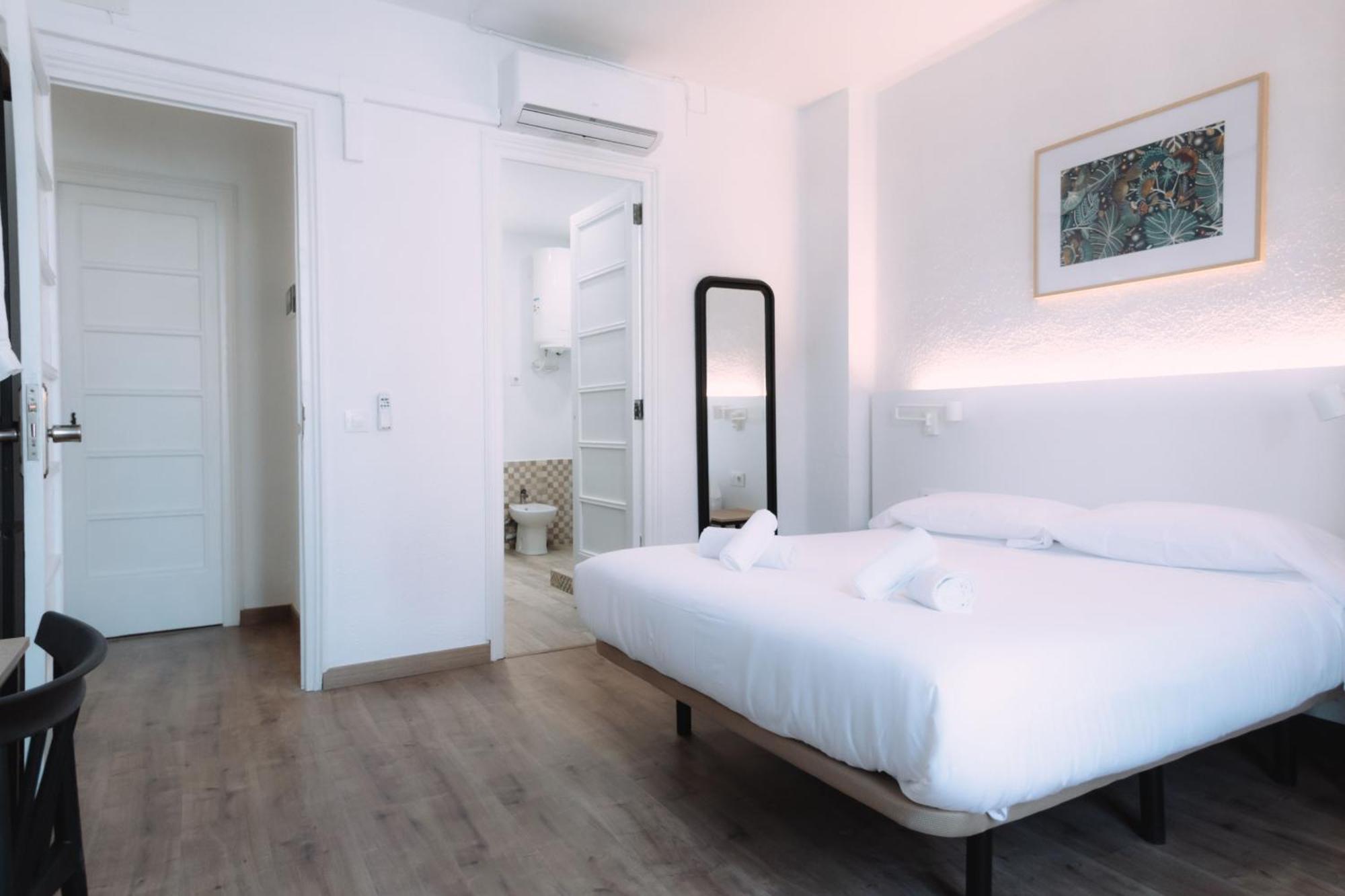Concept Rooms Валенсия Экстерьер фото