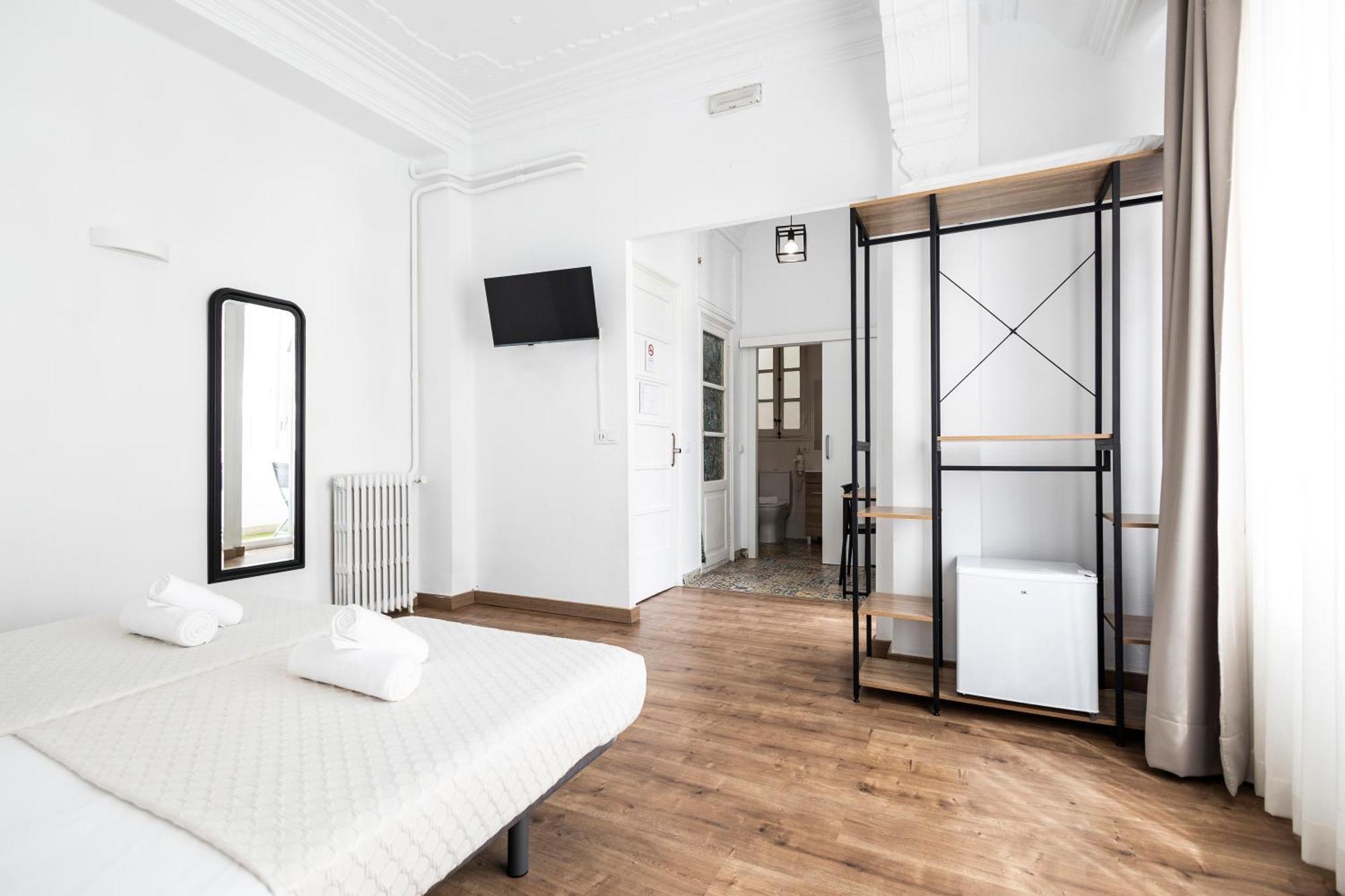 Concept Rooms Валенсия Экстерьер фото