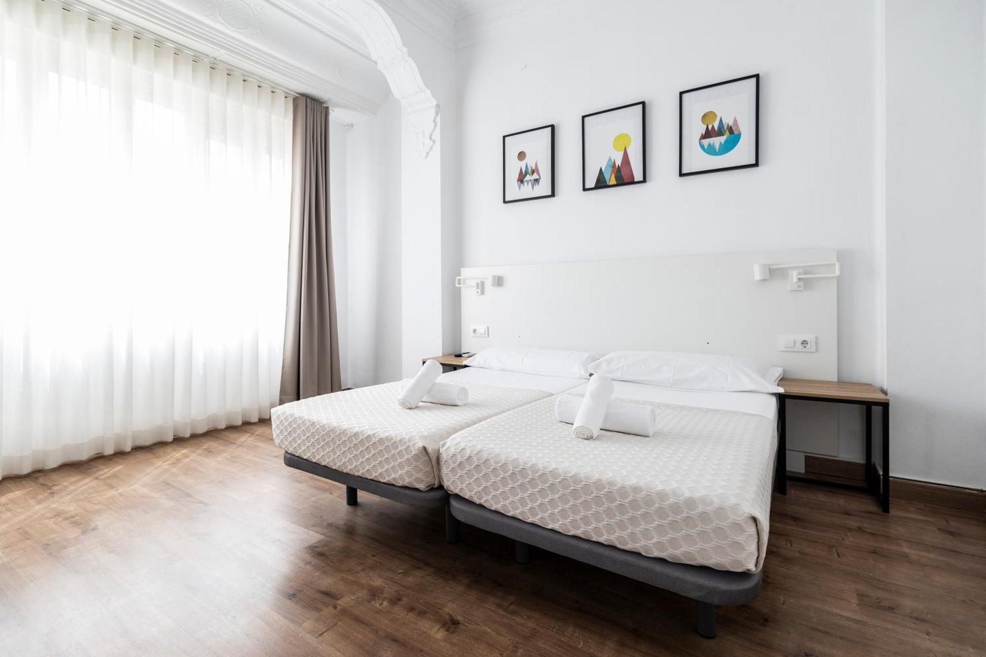 Concept Rooms Валенсия Экстерьер фото